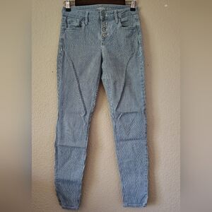 Old Navy Super Skinny Mid Rise Jeans .. Size 2 👖